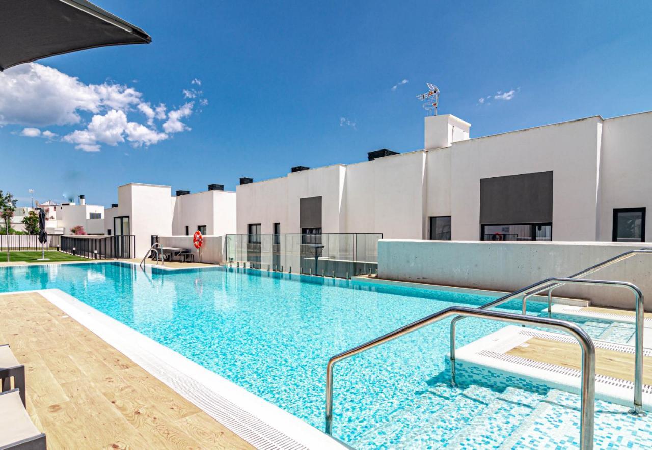 Sb4Bb - Apotel Las Mesas By Roomservices Εστεπόνα Εξωτερικό φωτογραφία